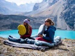 Thermarest Airhead Regular Kissen (yellow-mountains) -Gregory Exped Geschaft Thermarest Airhead Regular Kissen yellow mountains D 13183 Bild 5